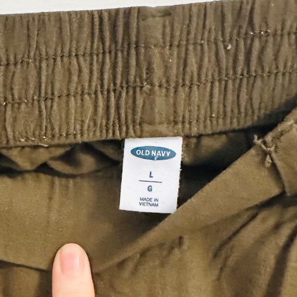 Old Navy | Pull On Straight Leg Ankle Length Pant Olive Green with Pockets - Picture 4 of 12